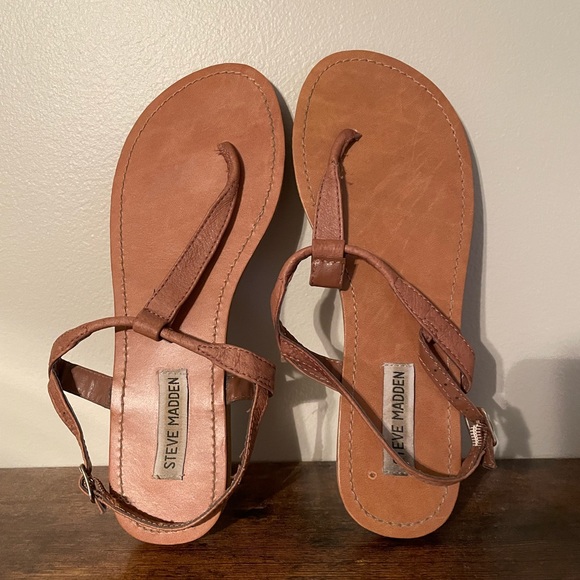 Steve Madden tan sandals - Picture 1 of 4